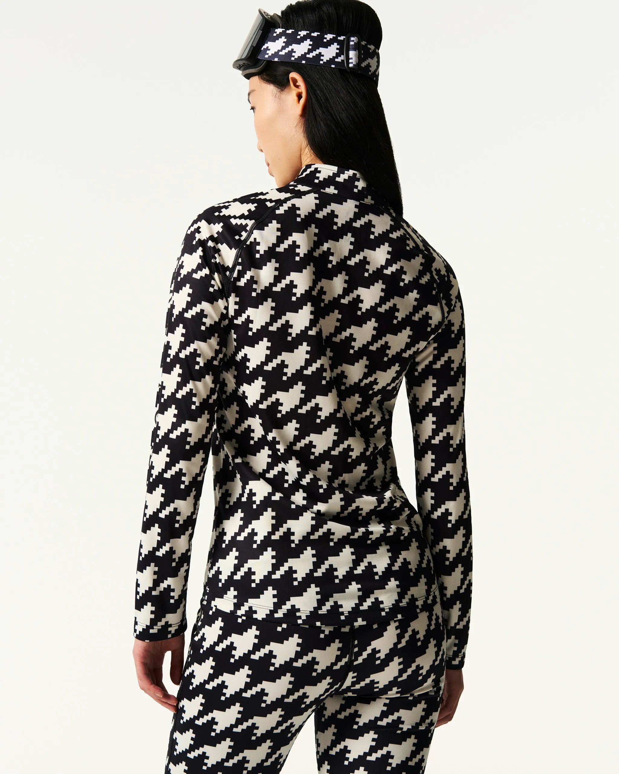 Black & White - Houndstooth Print