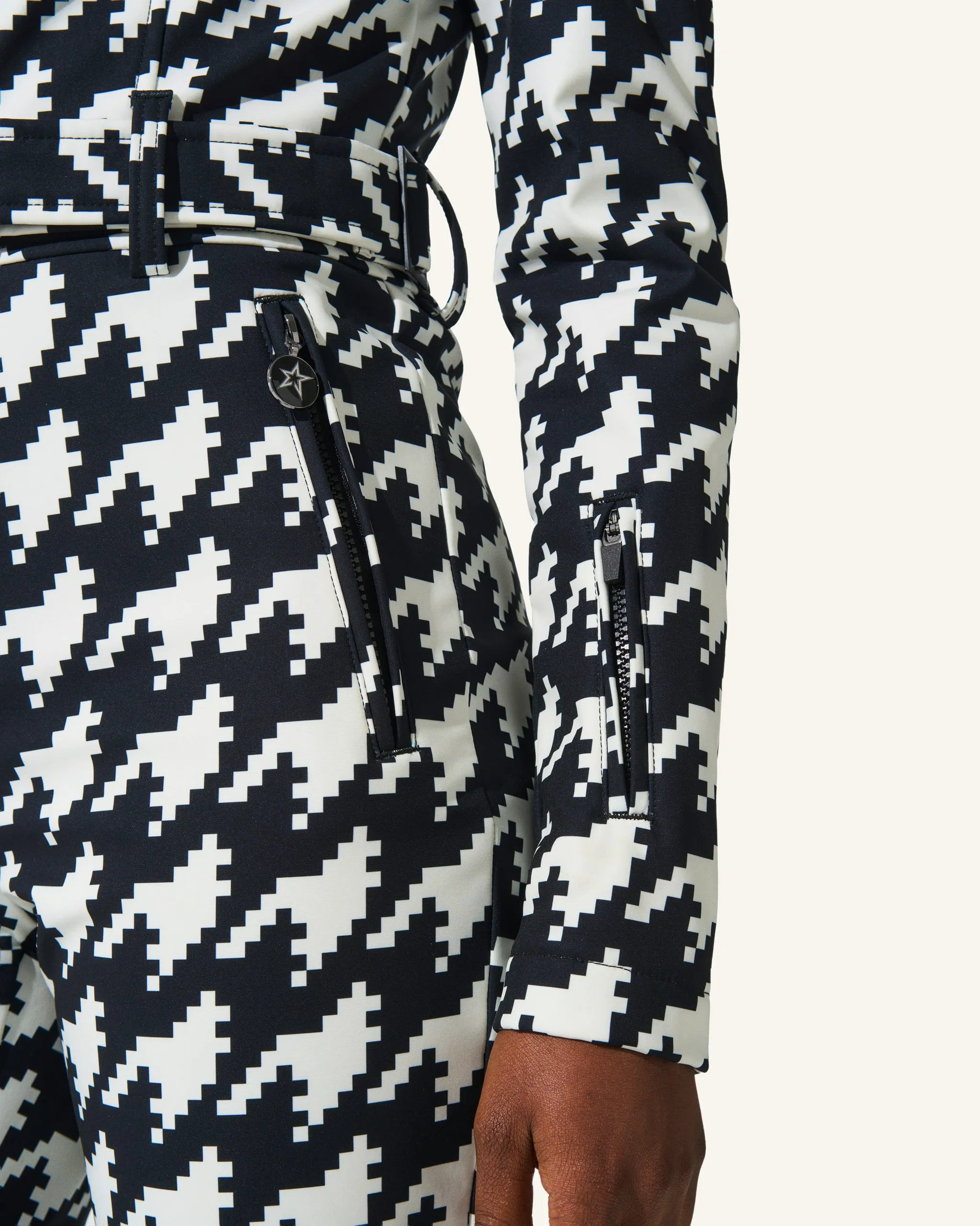 Black & White - Houndstooth Print